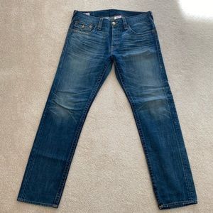 Pristine men’s True Religion straight leg jeans, size 36.